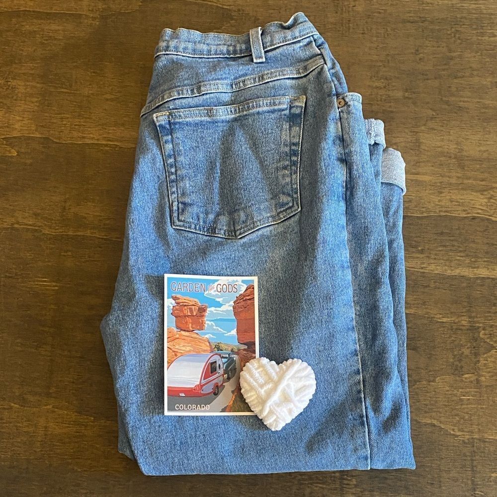 Classic 90’s Straight Leg Mom Fit Blue Denim Jeans